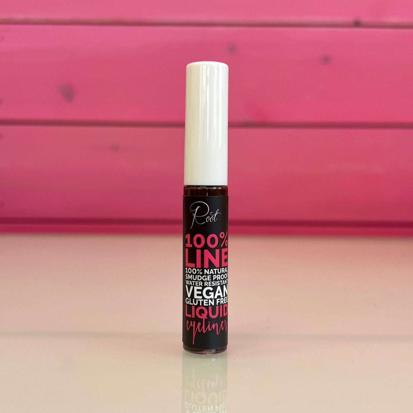 100% Line Liquid Eyeliner