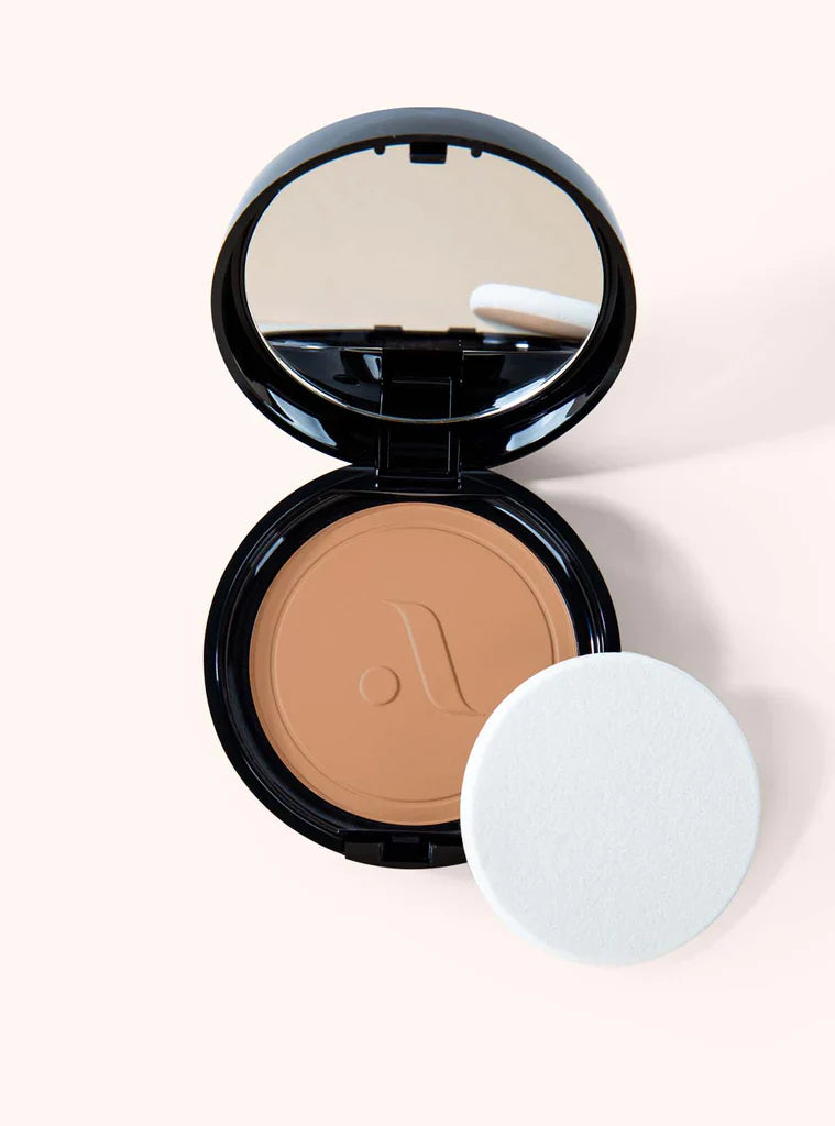 Sleek MakeUp Locked-In Powder Foundation