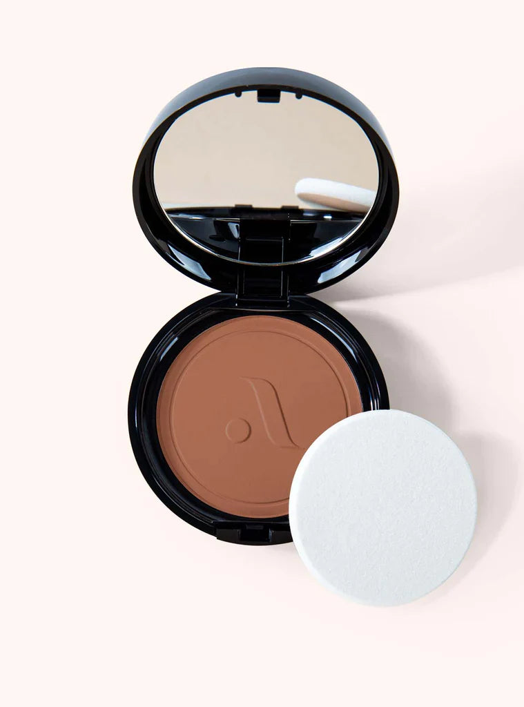 Sleek MakeUp Locked-In Powder Foundation